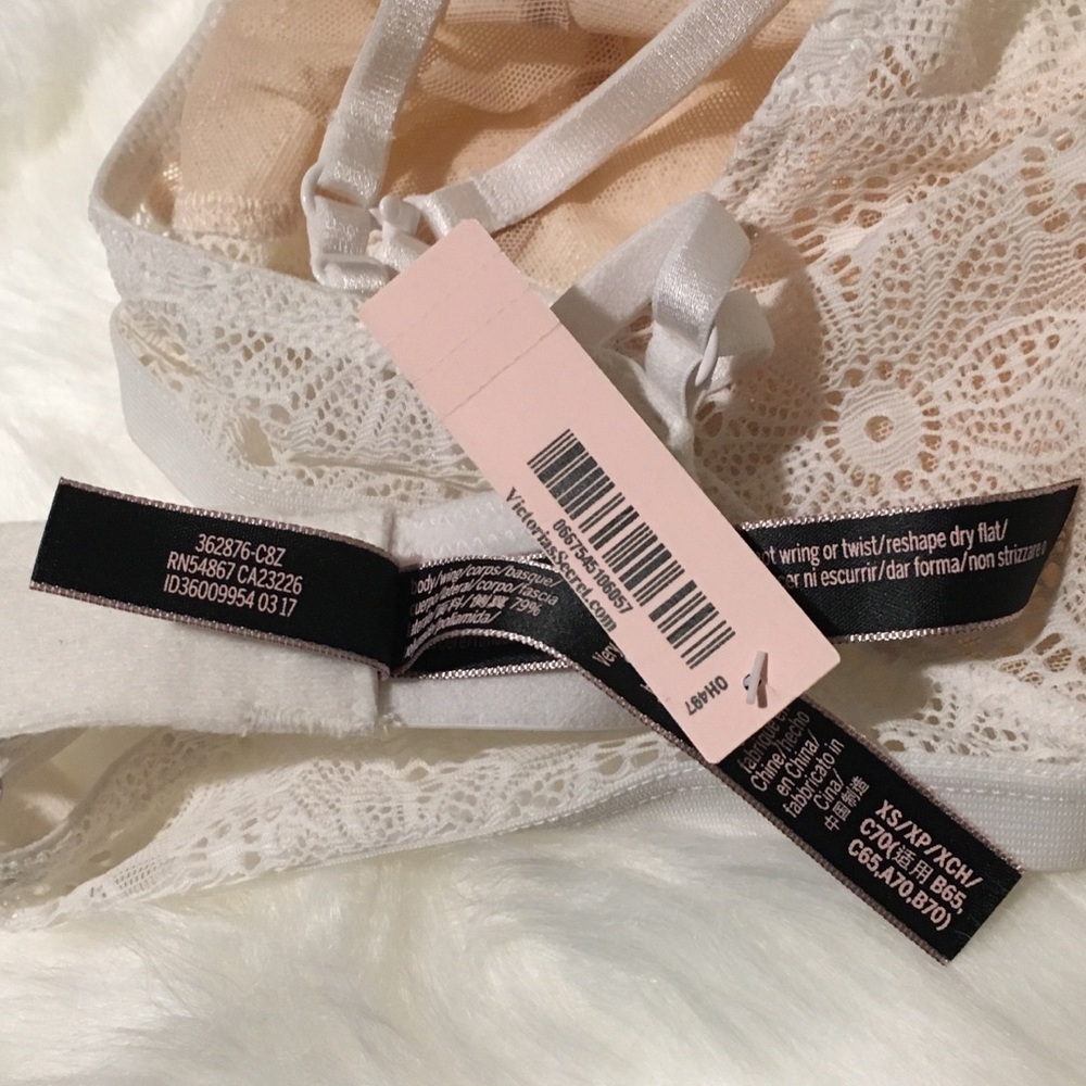 Victoria’s Secret | Very Sexy Lace Bralette | XS - Picture 4 of 7